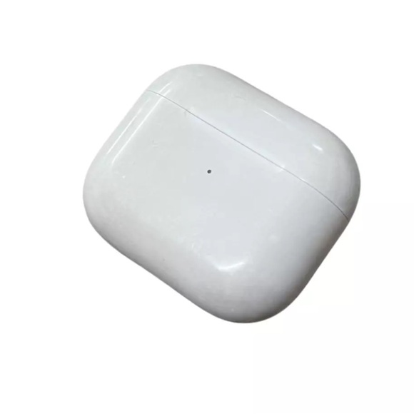 AirPods Wireless 🛜 Charging Case 🍎 - Picture 7 of 10